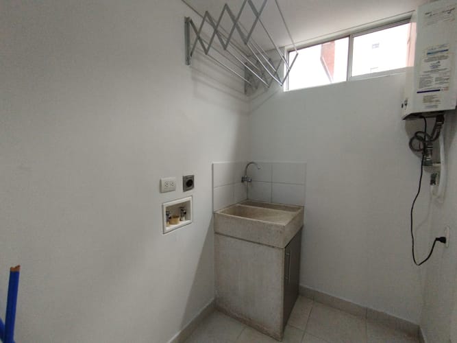 Apartamento de 3 alcobas en arriendo en El Poblado, Medellín, 110 m² · foto 7 de 20
