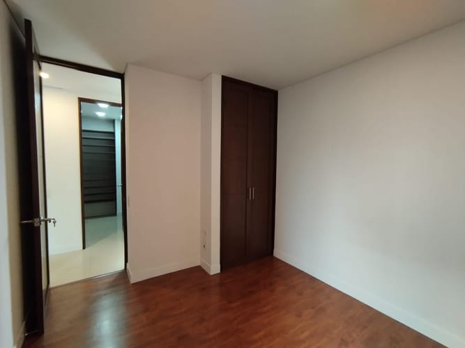Apartamento de 3 alcobas en arriendo en El Poblado, Medellín, 110 m² · foto 10 de 20