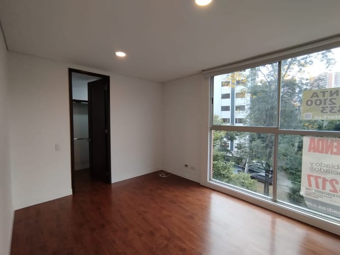 Apartamento de 3 alcobas en arriendo en El Poblado, Medellín, 110 m² · foto 19 de 20