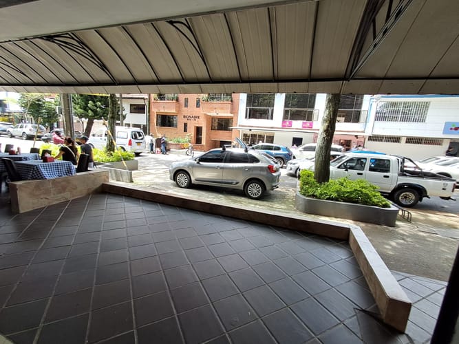 Local en arriendo en Suramericana, Medellín, 15 m² · foto 4 de 20