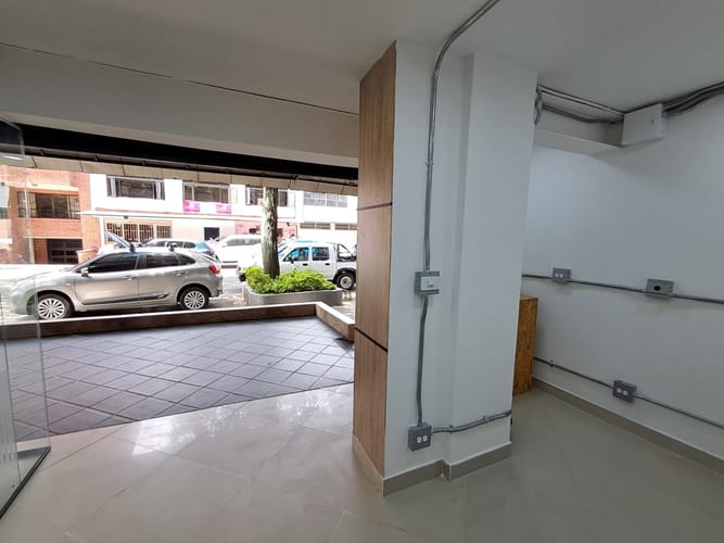Local en arriendo en Suramericana, Medellín, 15 m² · foto 9 de 20