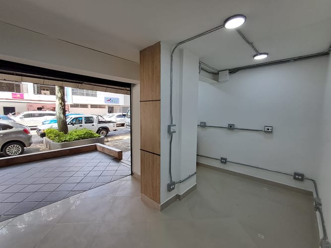 Local en arriendo en Suramericana, Medellín, 15 m² · foto 11 de 20