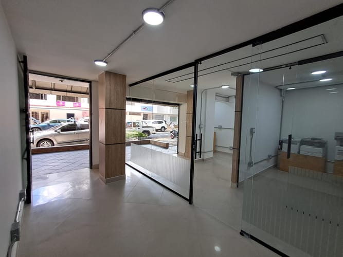 Local en arriendo en Suramericana, Medellín, 15 m² · foto 15 de 20