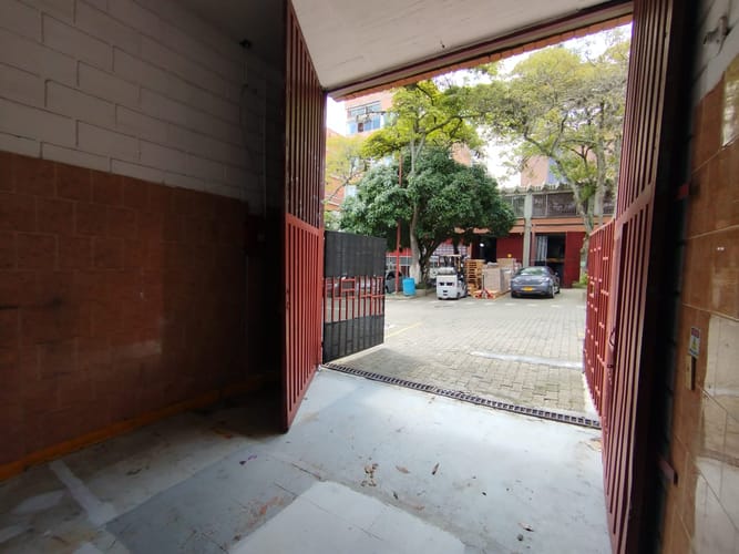Bodega en arriendo en Madera, Bello, 320 m² · foto 4 de 14