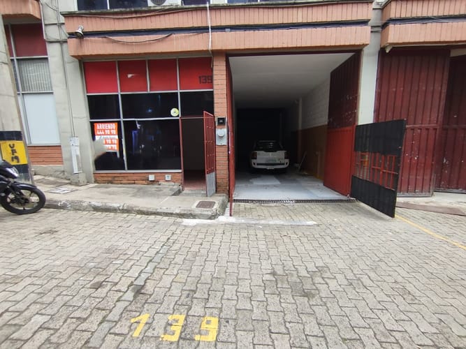 Bodega en arriendo en Madera, Bello, 320 m² · foto 13 de 14