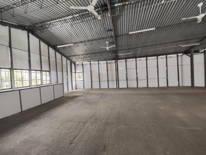 Bodega en arriendo en San Diego, Medellín, 420 m² · foto 8 de 17