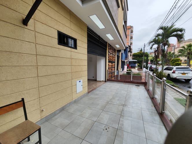 Local en arriendo en La Castellana, Medellín, 82 m² · foto 8 de 8
