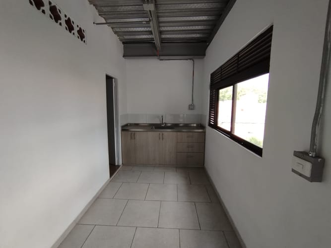 Local en arriendo en Centro, Bello, 190 m² · foto 6 de 7