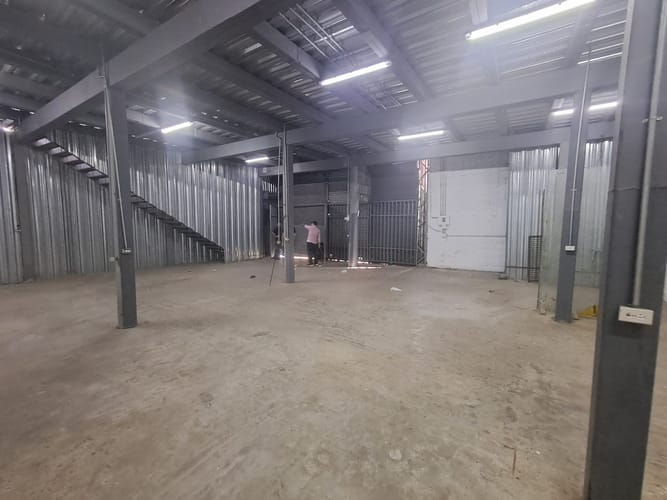 Bodega en arriendo en San Diego, Medellín, 420 m² · foto 16 de 17