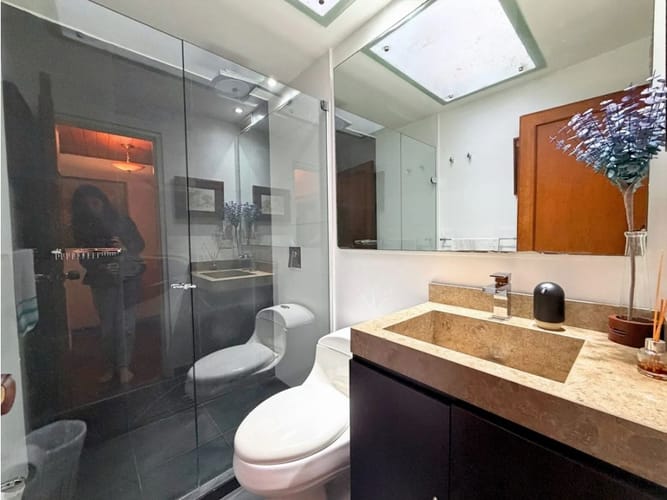 Apartamento en venta en Los Rosales, Bogotá · foto 13 de 19