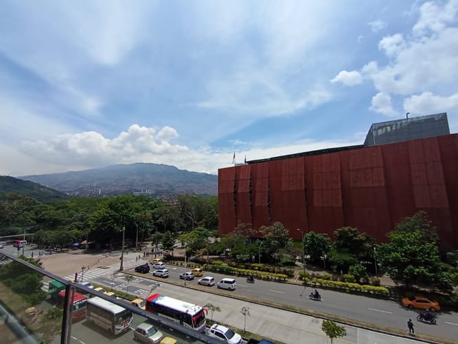 Local en arriendo en El Chagualo, Medellín, 320 m² · foto 7 de 8