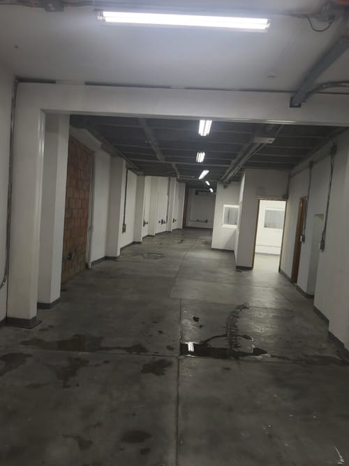 Bodega en arriendo en San Benito, Medellín, 260 m² · foto 2 de 16