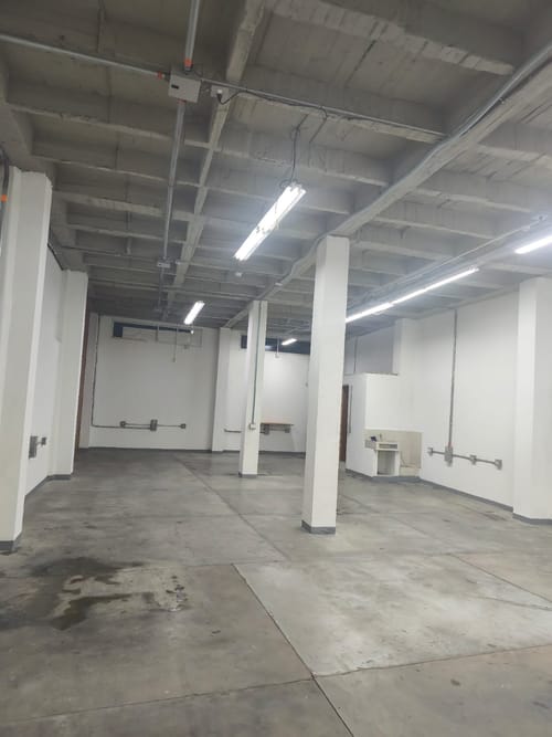 Bodega en arriendo en San Benito, Medellín, 260 m² · foto 4 de 16