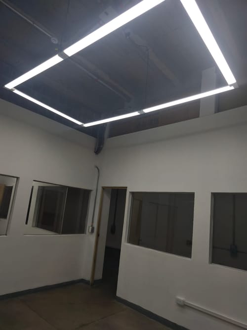 Bodega en arriendo en San Benito, Medellín, 260 m² · foto 9 de 16