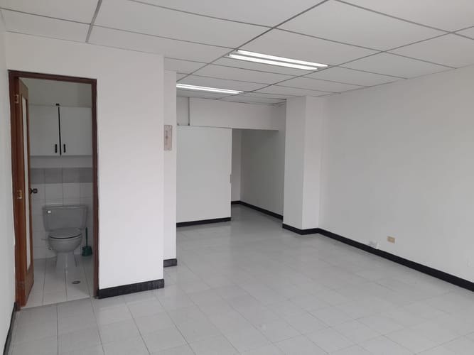Oficina en arriendo en Lorena, Medellín, 39 m² · foto 7 de 15