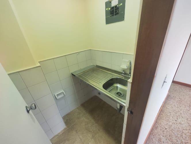 Oficina en arriendo en Laureles, Medellín, 39 m² · foto 8 de 8