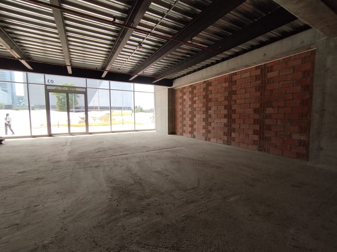 Local en arriendo en El Poblado, Medellín, 261 m² · foto 4 de 8