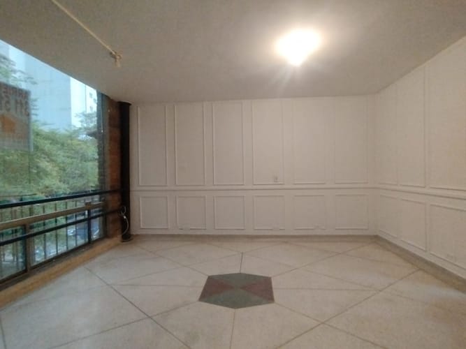 Oficina en arriendo en La Florida, Medellín, 18 m² · foto 5 de 8