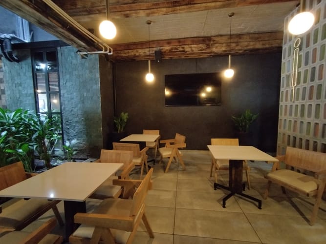 Local en arriendo en El Poblado, Medellín, 160 m² · foto 3 de 9