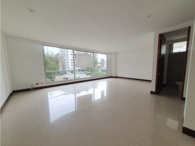 Casa de 4 alcobas en venta en Pinares, Pereira, 287 m² · foto 3 de 24