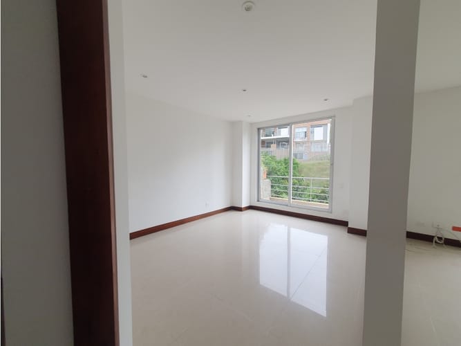Casa de 4 alcobas en venta en Pinares, Pereira, 287 m² · foto 6 de 24