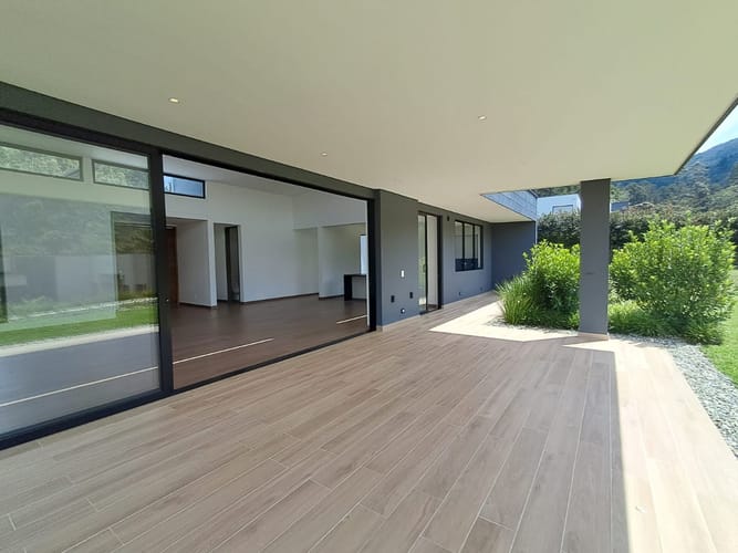 Casa de 3 alcobas en arriendo en El Retiro, 375 m² · foto 4 de 20