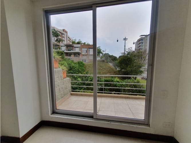 Casa de 4 alcobas en venta en Pinares, Pereira, 287 m² · foto 8 de 24