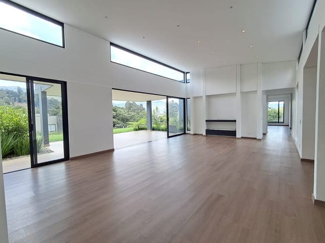 Casa de 3 alcobas en arriendo en El Retiro, 375 m² · foto 7 de 20