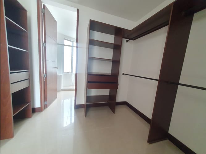 Casa de 4 alcobas en venta en Pinares, Pereira, 287 m² · foto 14 de 24