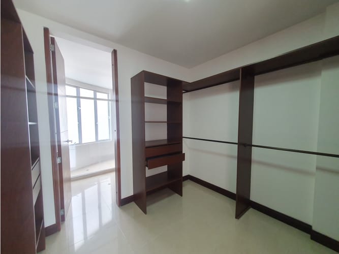 Casa de 4 alcobas en venta en Pinares, Pereira, 287 m² · foto 15 de 24