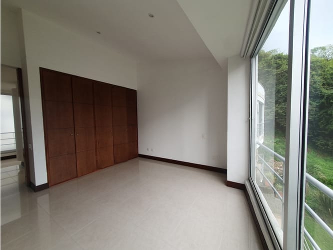 Casa de 4 alcobas en venta en Pinares, Pereira, 287 m² · foto 20 de 24