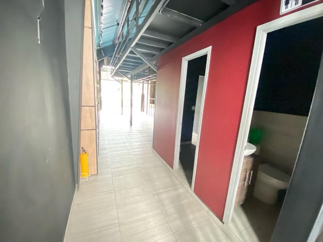 Local en arriendo en Laureles, Medellín, 60 m² · foto 8 de 13