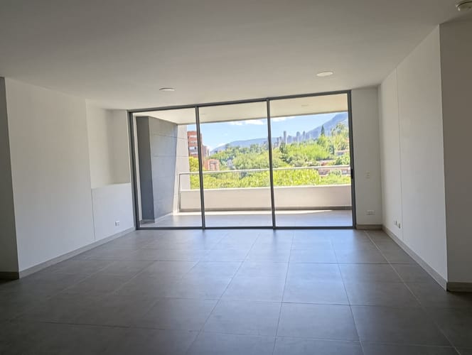 Apartamento de 3 alcobas en arriendo en Loma Del Escobero, Envigado, 145 m² · foto 6 de 20