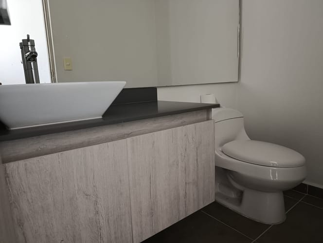 Apartamento de 3 alcobas en arriendo en Loma Del Escobero, Envigado, 145 m² · foto 10 de 20