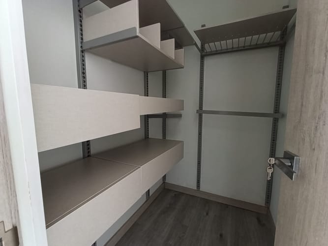 Apartamento de 3 alcobas en arriendo en Loma Del Escobero, Envigado, 145 m² · foto 12 de 20
