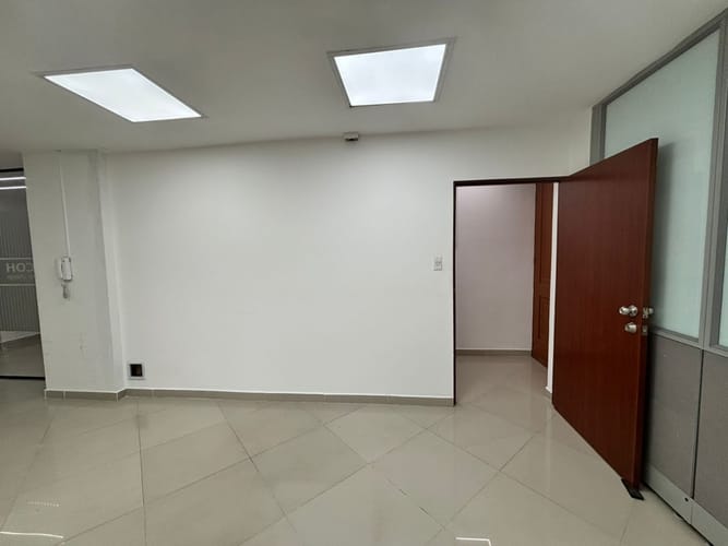 Oficina en arriendo en Suramericana, Medellín, 23 m² · foto 2 de 14