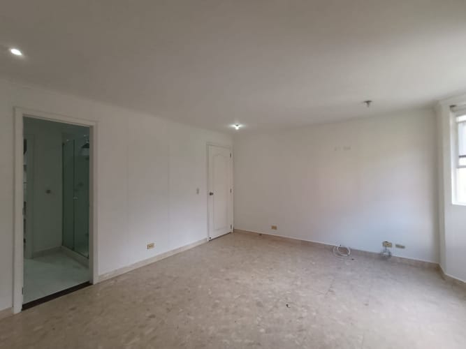 Apartamento de 3 alcobas en arriendo en Castropol, Medellín, 170 m² · foto 8 de 20