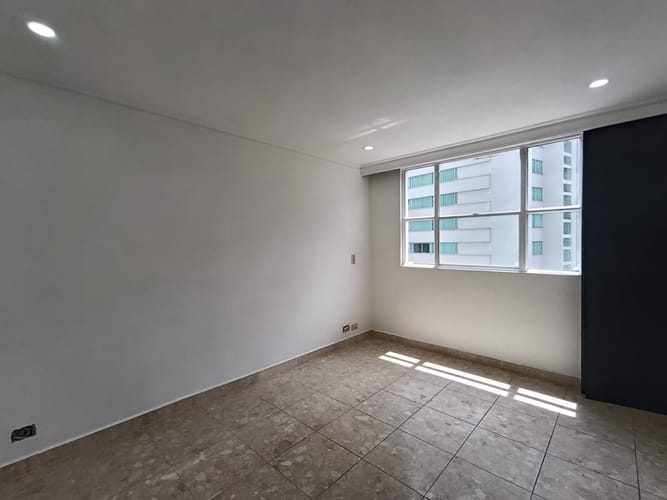 Apartamento de 3 alcobas en arriendo en Castropol, Medellín, 170 m² · foto 13 de 20