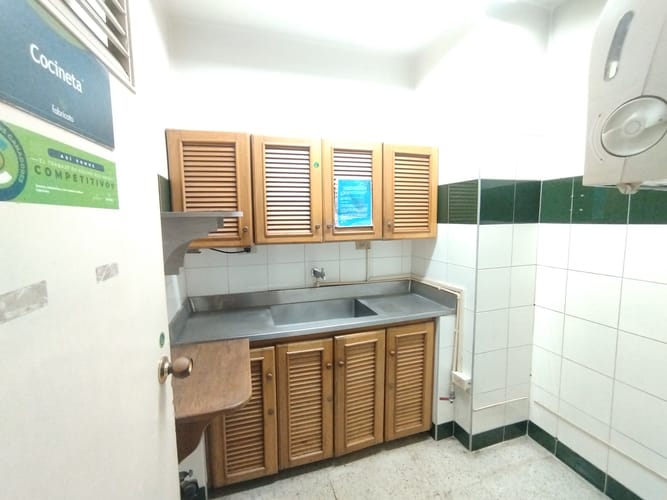 Bodega en arriendo en San Jose Obrero, Bello, 1707 m² · foto 4 de 20