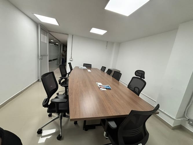 Oficina en arriendo en Suramericana, Medellín, 63 m² · foto 12 de 14
