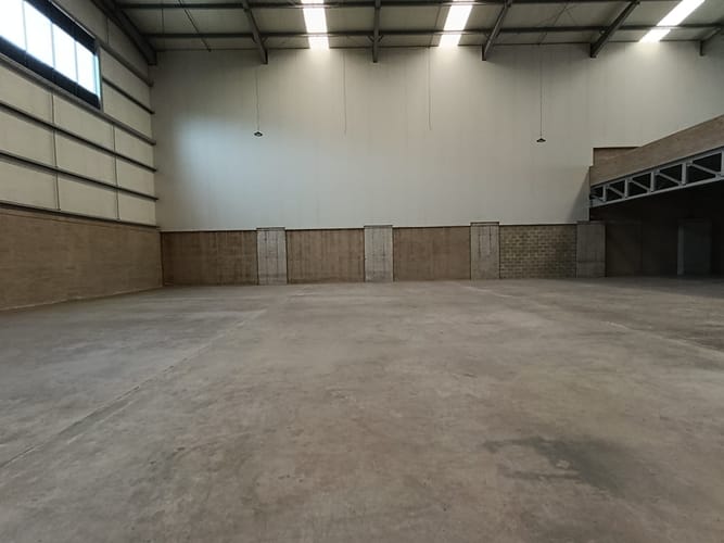 Bodega en arriendo en Actividad Multiple, Copacabana, 1007 m² · foto 6 de 15