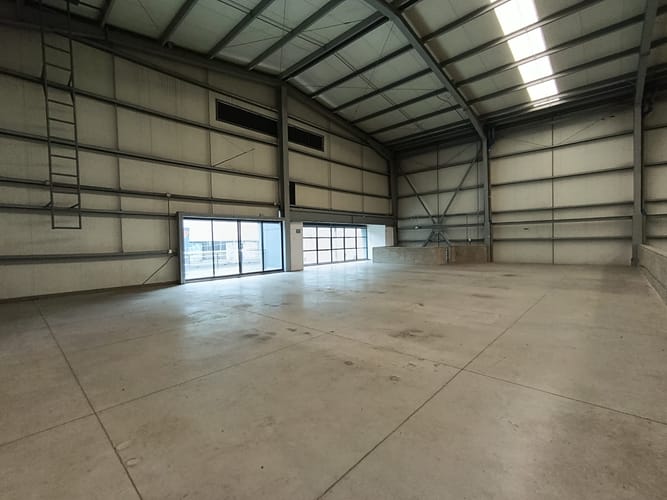 Bodega en arriendo en Actividad Multiple, Copacabana, 1007 m² · foto 14 de 15