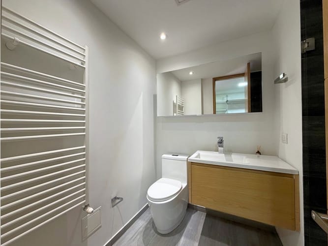 Apartamento de 2 alcobas en venta en Los Rosales, Bogotá, 150 m² · foto 14 de 18