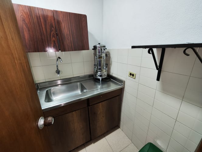 Oficina en arriendo en La Candelaria, Medellín, 135 m² · foto 4 de 12