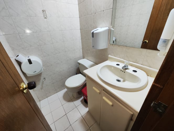 Oficina en arriendo en La Candelaria, Medellín, 135 m² · foto 5 de 12