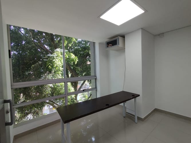 Oficina en arriendo en Laureles, Medellín, 40 m² · foto 4 de 15