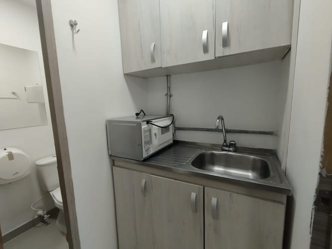Oficina en arriendo en Laureles, Medellín, 40 m² · foto 11 de 15