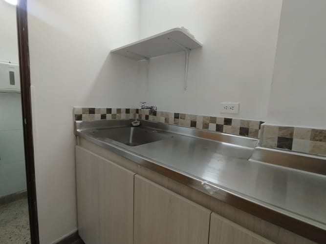 Local en arriendo en La Candelaria, Medellín, 85 m² · foto 9 de 14