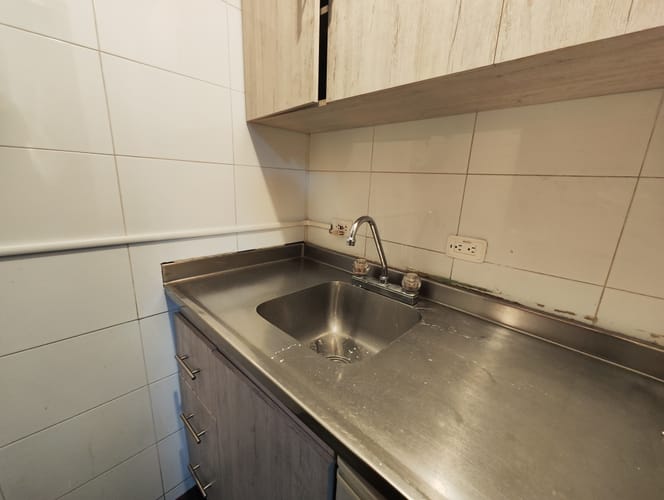 Oficina en arriendo en El Poblado, Medellín, 60 m² · foto 2 de 8