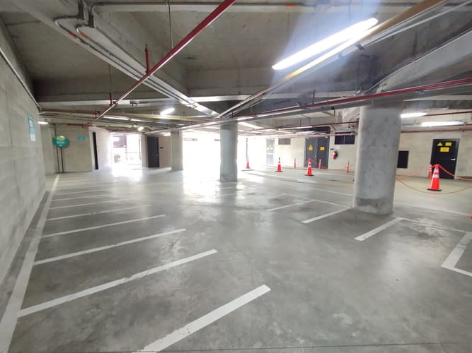 Local en arriendo en Llano Grande, Rionegro, 100 m² · foto 2 de 10